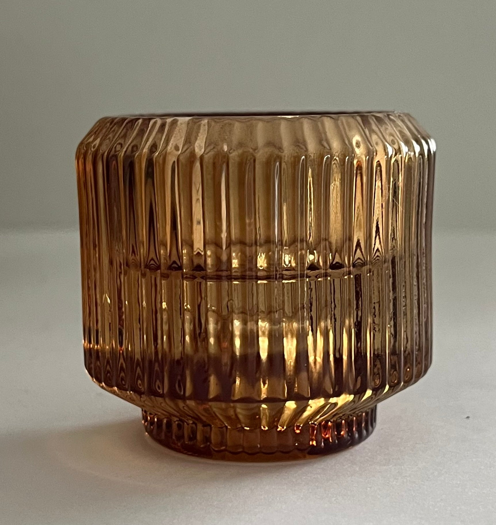 Braune Glas Kerzenständer