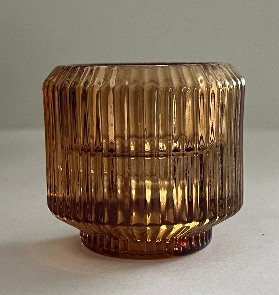 Braune Glas Kerzenständer