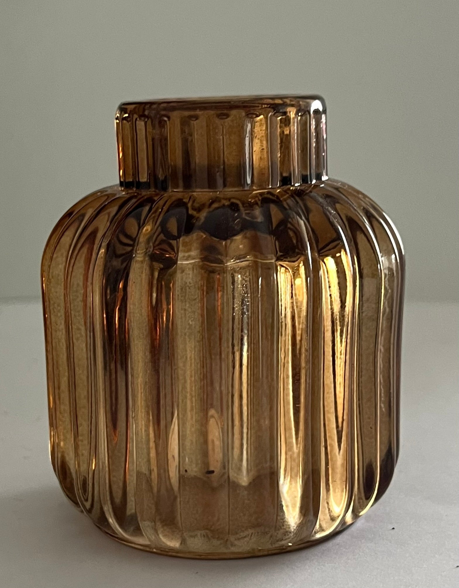 Braune Glas Kerzenständer