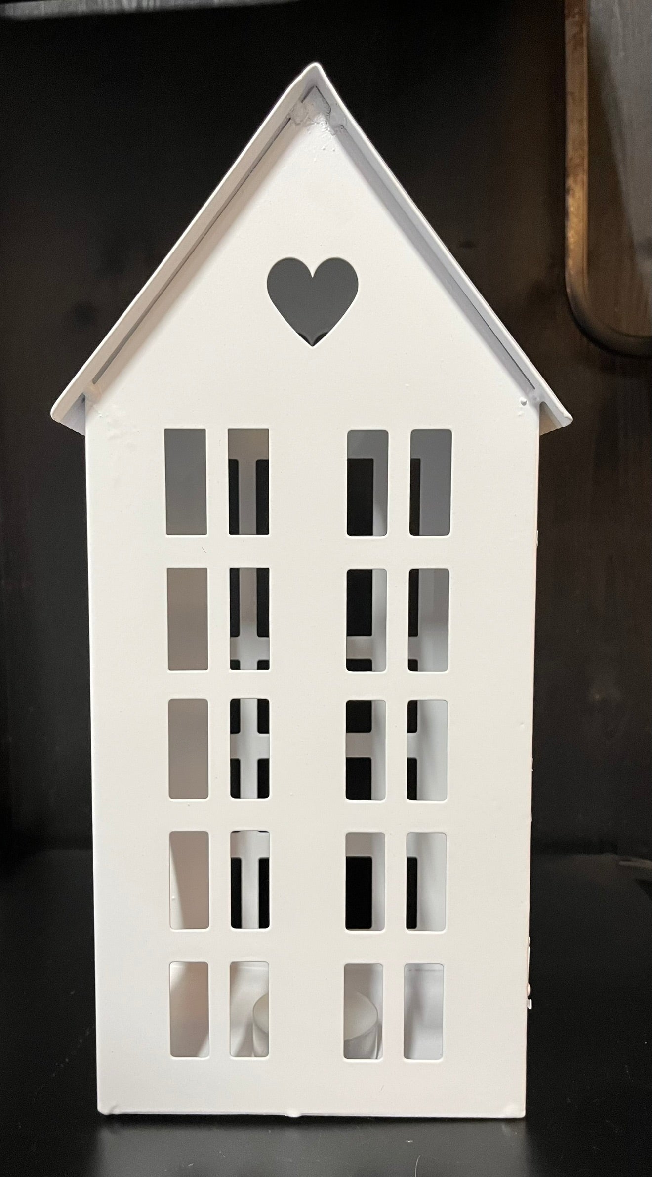 Metall-Haus