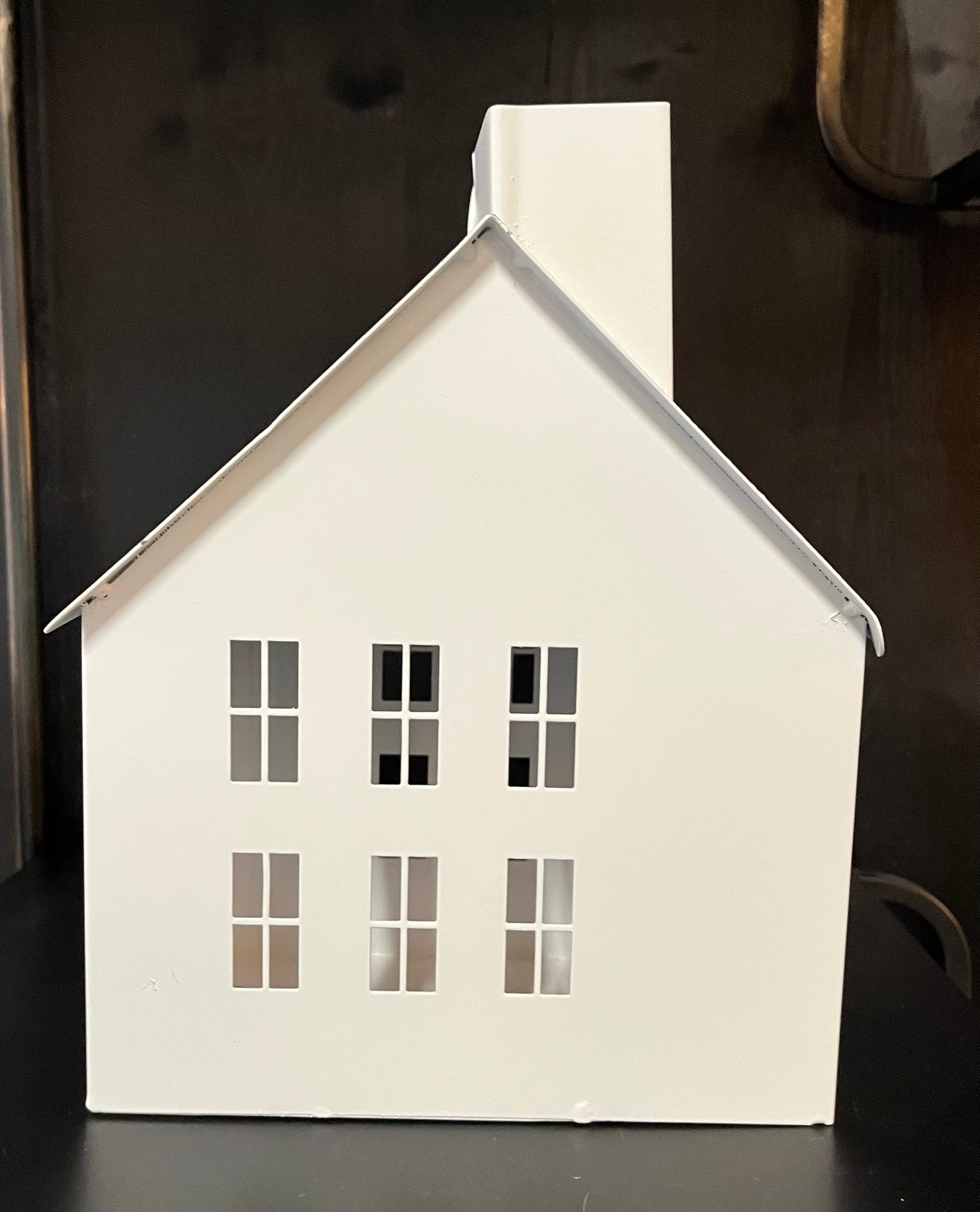 Metall-Haus