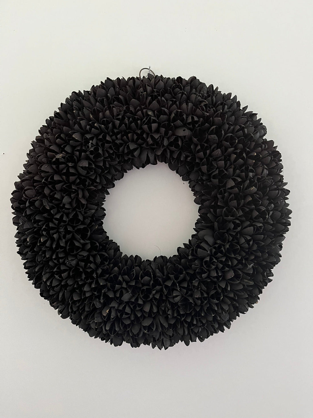 schwarzer Bakuli Kranz