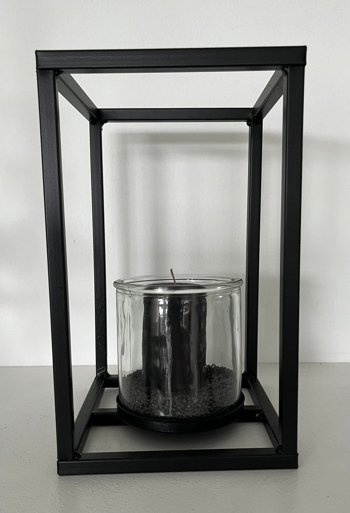 Windlicht im Metall-Quader