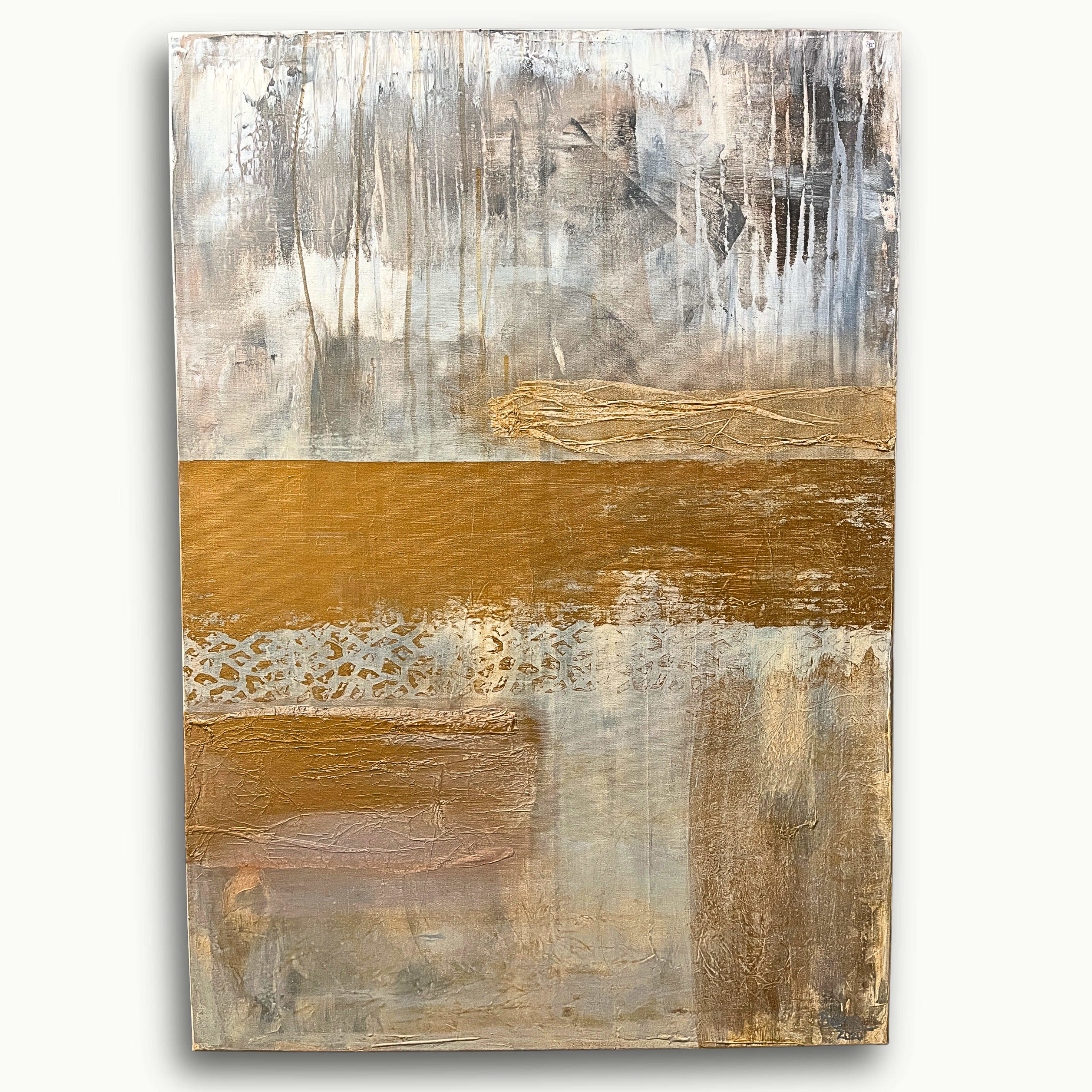 Handgemaltes Acrylbild von Atelier B in Gold, Beige und Grau mit moderner Strukturtechnik und abstrakter Gestaltung im Format 70x100 cm.